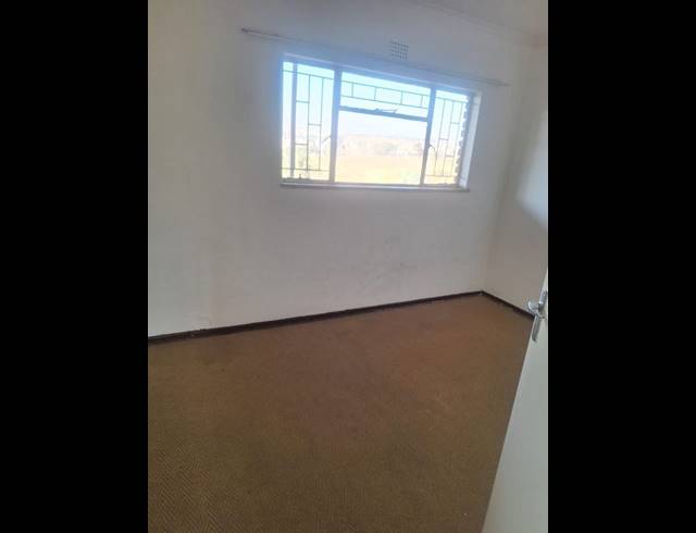 2 BEDROOM PROPERTY TO RENT IN FLORIDA PARK